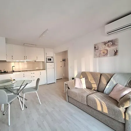 شقة M&r Acaciasbeach, Parking Privado تورّيفيِخا